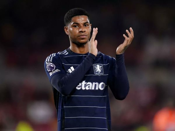 天弘优配 曝拉什福德自荐加盟巴萨, 取代金球候选, 曼联太子能辅佐亚马尔吗