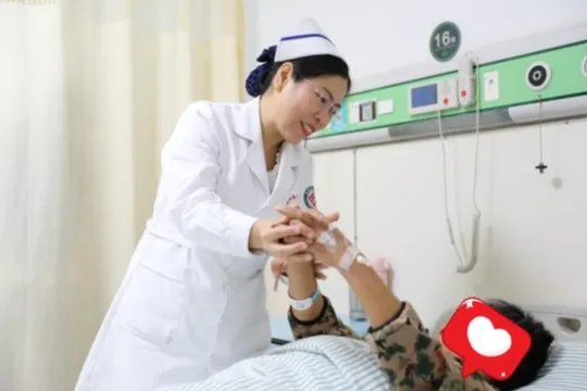 聚赢配资网 临沭县人民医院神经内科护士长刘西娟：以心为灯，照亮生命的微光